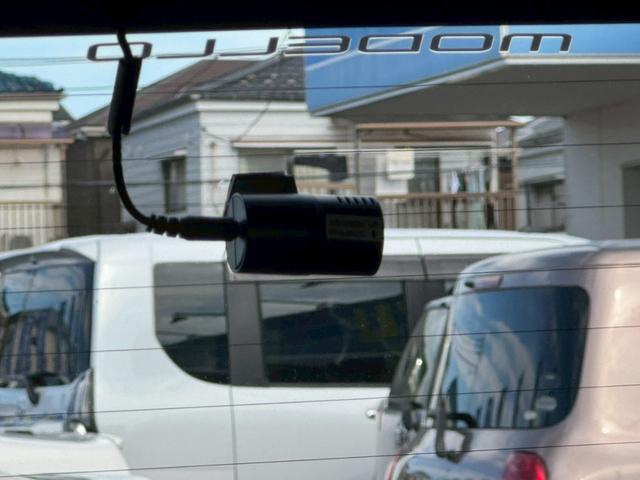 スイフトスポーツ ベースグレード衝突軽減【走行36,233km◆6速AT】 【禁煙車1オーナー◆ロッソモデロマフラー】【全方位カメラ◆8型パナソニック製Bluetoothオーディオ対応SDナビ/ETC◆ドラレコ2カメラ】ACC◆レーンアシスト◆BSM◆シートヒーター/スペアキ(42枚目)