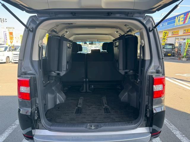 デリカD:5 D パワーパッケージ【軽油ターボ◆走行33,979km】 【8人乗◆禁煙車1オーナー】【アルパアイン製Bluetoothオーディオ対応SDナビ/Bカメラ/ETC】両側自動ドア◆クルコン/横滑防止装置◆パドルシフト/オートAC◆オ-トライトHID&フォグ(30枚目)