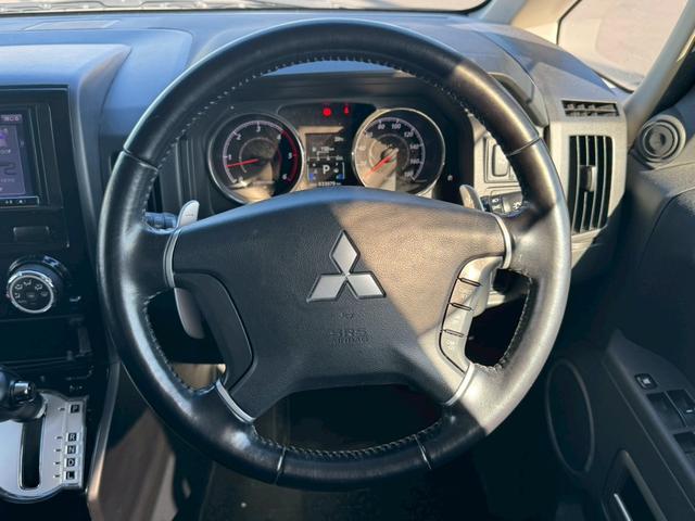 デリカD:5 D パワーパッケージ【軽油ターボ◆走行33,979km】 【8人乗◆禁煙車1オーナー】【アルパアイン製Bluetoothオーディオ対応SDナビ/Bカメラ/ETC】両側自動ドア◆クルコン/横滑防止装置◆パドルシフト/オートAC◆オ-トライトHID&フォグ(31枚目)