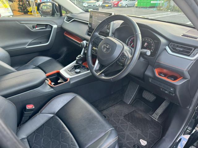 RAV4 アドベンチャー(16枚目)