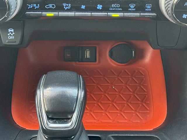 RAV4 アドベンチャー(36枚目)