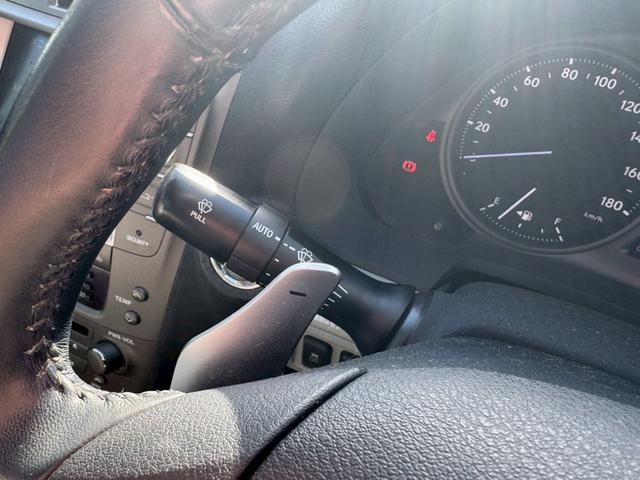 IS IS350 バージョンS 走行30,664km 6速AT 禁煙車 メーカーBluetooth接続HDDナビ バックカメラ ETC 自動防眩ミラー パドルシフト オートライトHID&フォグ パーキングソナー クルコン 電動シート スマート&Pスタート(28枚目)