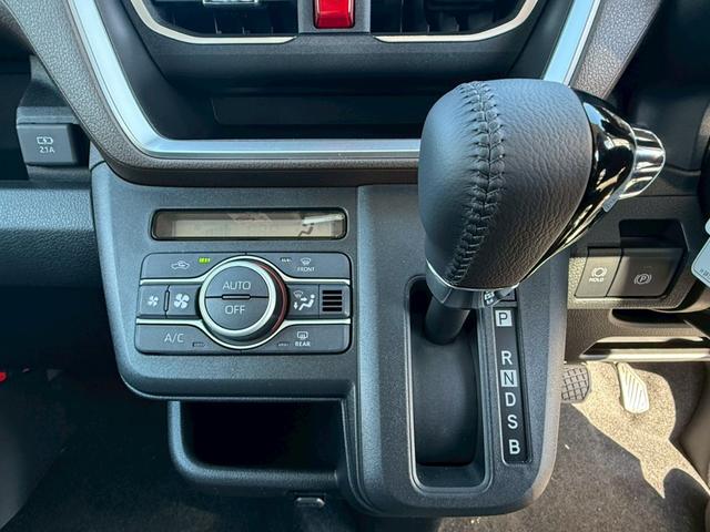 ���I�[�g�G�A�R��