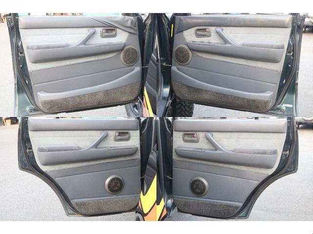 ランドクルーザー８０ ＶＸリミテッド　中期モデル　ＡＲＢバンパー　ルーフラック　ワークライト　リフトアップ　サイドデカール　フェンダーミラー　グリルマーカー　スモークテールレンズ　　ブラッドレーｖＡＷ　新品オープンカントリーＭＴタイヤ（11枚目）