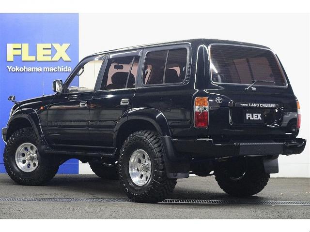 ランドクルーザー８０ ＶＸ　後期最終型　茶内装　下回り防錆施工　輸出仕様角目四灯　リフトアップ　新品ジムラインＡＷ　新品オープンカントリーＭＴタイヤ　三色テールレンズ　　新品クラシックシートカバー　ナルディウッドステアリング（14枚目）