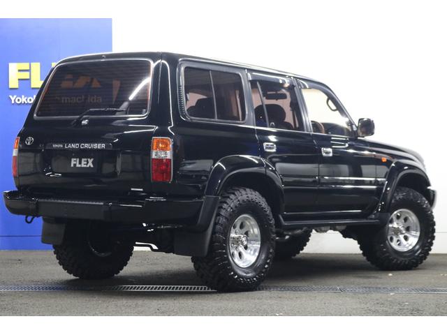 ランドクルーザー８０ ＶＸ　後期最終型　茶内装　下回り防錆施工　輸出仕様角目四灯　リフトアップ　新品ジムラインＡＷ　新品オープンカントリーＭＴタイヤ　三色テールレンズ　　新品クラシックシートカバー　ナルディウッドステアリング（24枚目）