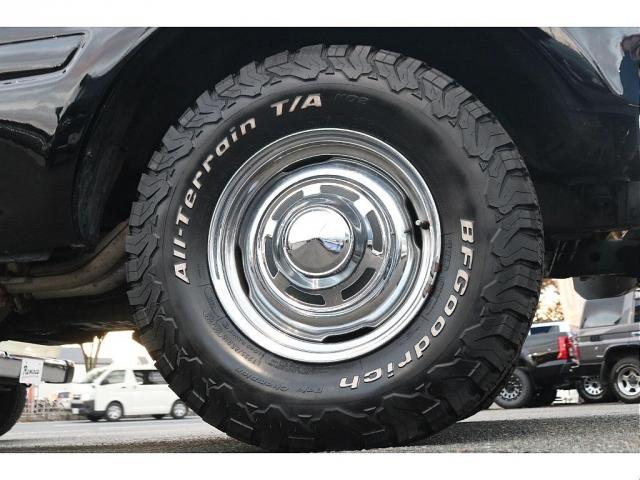 ランドクルーザー80 VXリミテッド 丸目換装 中期モデル 4.5Lガソリンエンジン×タイミングチェーン 純正車高 3色テールレンズ 輸出用スチールホイール BFグッドリッチATタイヤ クルーズコントロール ナルディウッドハンドル(11枚目)