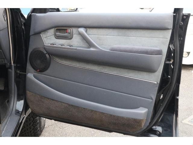 ランドクルーザー80 VXリミテッド 丸目換装 中期モデル 4.5Lガソリンエンジン×タイミングチェーン 純正車高 3色テールレンズ 輸出用スチールホイール BFグッドリッチATタイヤ クルーズコントロール ナルディウッドハンドル(19枚目)