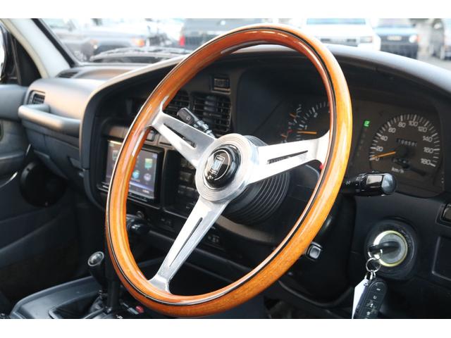 ランドクルーザー80 VXリミテッド 丸目換装 中期モデル 4.5Lガソリンエンジン×タイミングチェーン 純正車高 3色テールレンズ 輸出用スチールホイール BFグッドリッチATタイヤ クルーズコントロール ナルディウッドハンドル(32枚目)