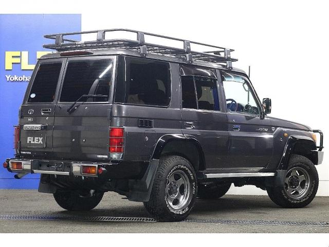 ランドクルーザー70 4.0 4WD GRJ76 70th記念パーツ ARBフロントバンパー ARBルーフラック 群馬トヨタ限定アルミシフト BFグッドリッチトレイルテレーン ブラッドレーVアルミ オーバーヘッドコンソール(2枚目)