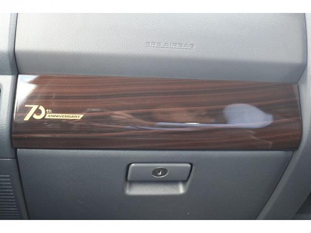 ランドクルーザー70 4.0 4WD GRJ76 70th記念パーツ ARBフロントバンパー ARBルーフラック 群馬トヨタ限定アルミシフト BFグッドリッチトレイルテレーン ブラッドレーVアルミ オーバーヘッドコンソール(18枚目)