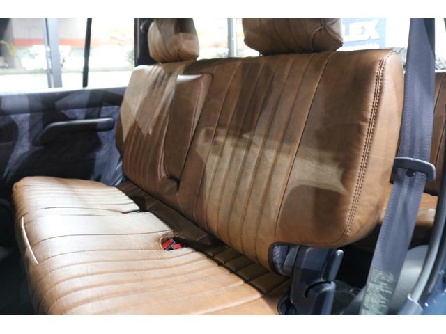 ランドクルーザープラド ＴＸリミテッド　丸目カスタム　アルルブルーペイント　ラプターライナー塗装　新品：７インチフルセグナビ＆バックカメラ＆ＥＴＣ　前後ドライブレコーダー　ルーフレール　サイドステップ　クラシックシートカバー　オレンジレンズ（28枚目）