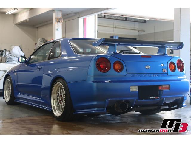 スカイライン ＧＴ－Ｒ　ＶスペックＩＩ　ＮＩＳＭＯサイドスカート／ＮＩＳＭＯリヤアンダー／ＭＩＮＥ’Ｓエアスクープ／ＢＢＳ　ＬＭ　１８インチ／ＴＥＩＮ車高調／ＴＲＵＳＴマフラー（4枚目）