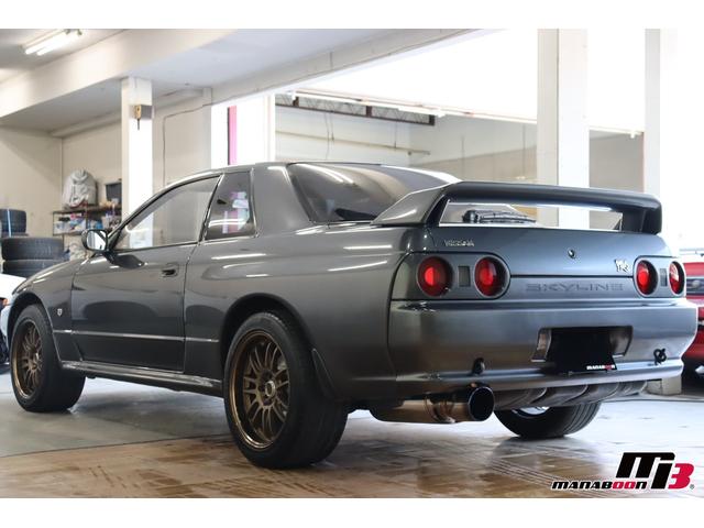 ＧＴ－Ｒ　ＨＫＳスーパーターボマフラー／ＲＡＹＳ　ＲＥ３０　１８インチ／ＥＶＯＬＶＥアルミラジエター／ＵＬＴＲＡターボタイマー／ＫＥＮＷＯＯＤオーディオ(4枚目)