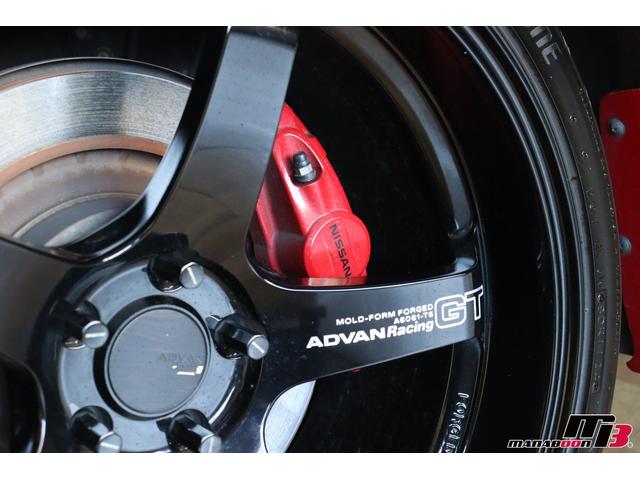 フェアレディＺ バージョンＳ　ワンオーナー／Ｒ１チタンマフラー／フジツボＹパイプ／ＨＫＳ車高調／ＲＥＣＡＲＯ　ＲＳ－Ｇフルバケットシート／アドバンＧＴ２０インチ（38枚目）