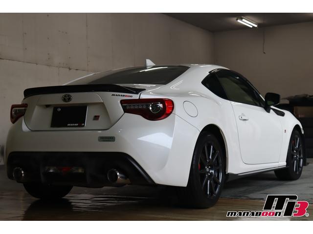 86 GRスポーツ GRフロントスポイラー/GRリアスポイラー/GRサイドステップ/ブレンボキャリパー/GR17インチアルミ/GRステアリング/専用コンビネーションメーター/純正ナビ/バックモニター/ETC2.0(3枚目)