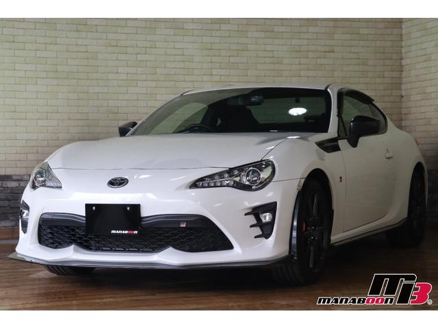 86 GRスポーツ GRフロントスポイラー/GRリアスポイラー/GRサイドステップ/ブレンボキャリパー/GR17インチアルミ/GRステアリング/専用コンビネーションメーター/純正ナビ/バックモニター/ETC2.0(5枚目)