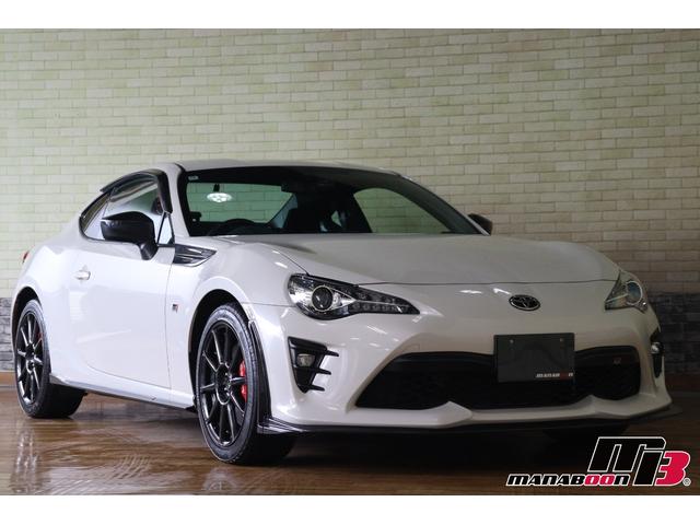 86 GRスポーツ GRフロントスポイラー/GRリアスポイラー/GRサイドステップ/ブレンボキャリパー/GR17インチアルミ/GRステアリング/専用コンビネーションメーター/純正ナビ/バックモニター/ETC2.0(6枚目)