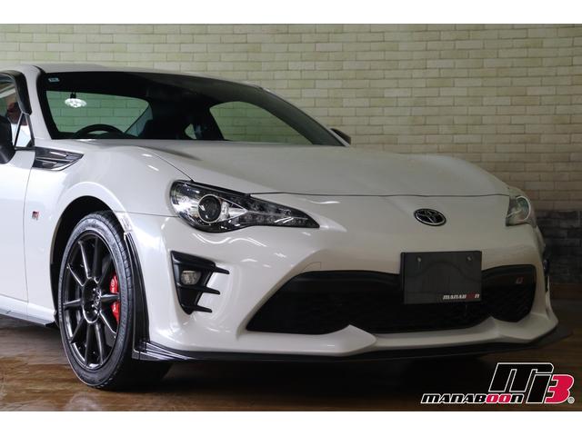 86 GRスポーツ GRフロントスポイラー/GRリアスポイラー/GRサイドステップ/ブレンボキャリパー/GR17インチアルミ/GRステアリング/専用コンビネーションメーター/純正ナビ/バックモニター/ETC2.0(16枚目)