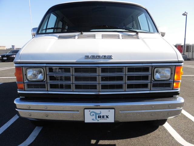 ダッジ・バン B150パッセンジャーショーティー93年最終モデル オリジナル フロアーカーペット張替(7枚目)