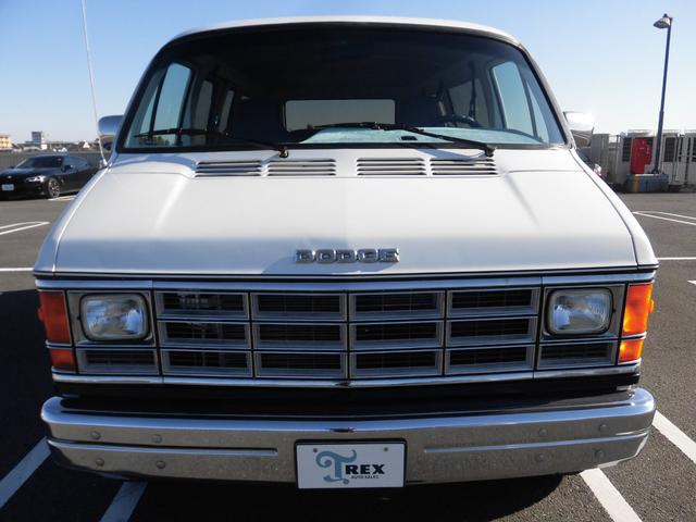 ダッジ・バン B150パッセンジャーショーティー93年最終モデル オリジナル フロアーカーペット張替(8枚目)