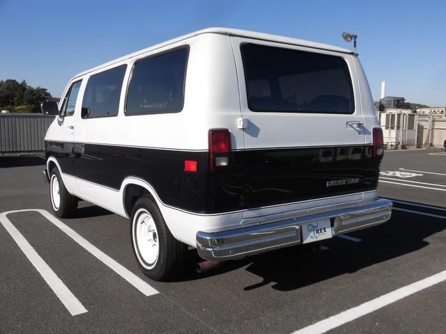 ダッジ・バン B150パッセンジャーショーティー93年最終モデル オリジナル フロアーカーペット張替(24枚目)