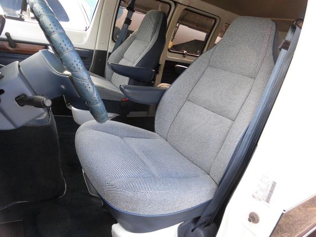 ダッジ・バン B150パッセンジャーショーティー93年最終モデル オリジナル フロアーカーペット張替(35枚目)