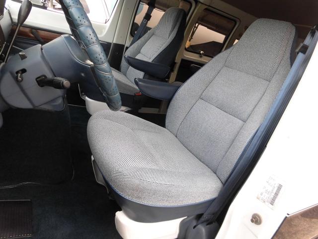 ダッジ・バン B150パッセンジャーショーティー93年最終モデル オリジナル フロアーカーペット張替(38枚目)