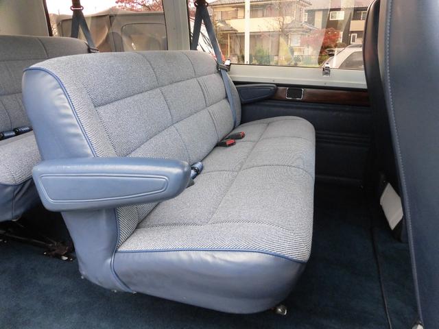 ダッジ・バン B150パッセンジャーショーティー93年最終モデル オリジナル フロアーカーペット張替(53枚目)