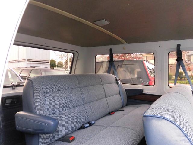 ダッジ・バン B150パッセンジャーショーティー93年最終モデル オリジナル フロアーカーペット張替(56枚目)