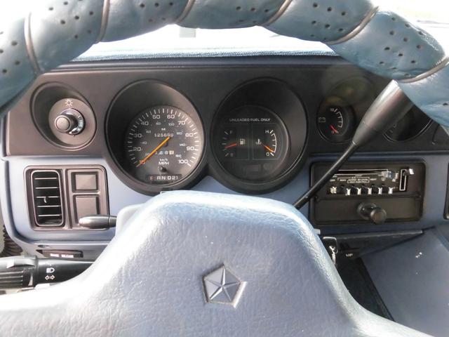 ダッジ・バン B150パッセンジャーショーティー93年最終モデル オリジナル フロアーカーペット張替(68枚目)