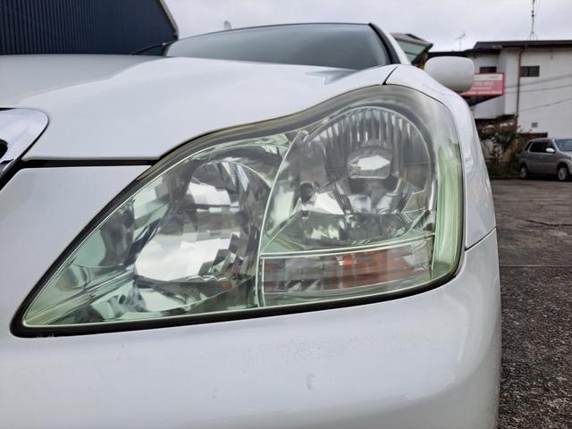 クラウン ロイヤルサルーン　記録簿付き　ワンオーナー車　ＨＩＤヘッドライト　１６インチアルミホイール　ＤＶＤナビ　バックカメラ　スマートキー　エアコン　パワーステアリング（10枚目）