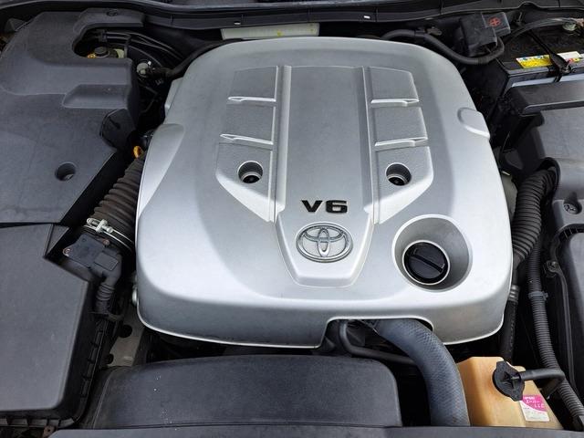 クラウン ロイヤルサルーン　記録簿付き　ワンオーナー車　ＨＩＤヘッドライト　１６インチアルミホイール　ＤＶＤナビ　バックカメラ　スマートキー　エアコン　パワーステアリング（26枚目）