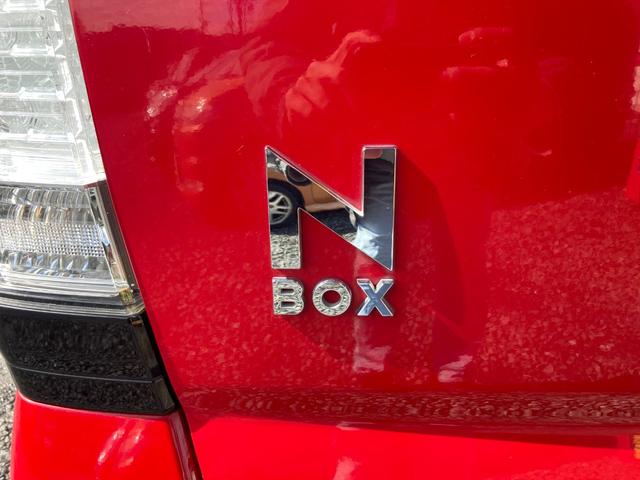 Ｎ－ＢＯＸカスタム Ｇ・Ａパッケージ　平成２６年式　車検令和７年４月　走行距離７４０００キロ　２トーンカラー　片側電動スライドドア　純正アルミ　フォグランプ　横滑り防止装置　衝突被害軽減システム　安全装備フル装備　アイドリングストップ（13枚目）