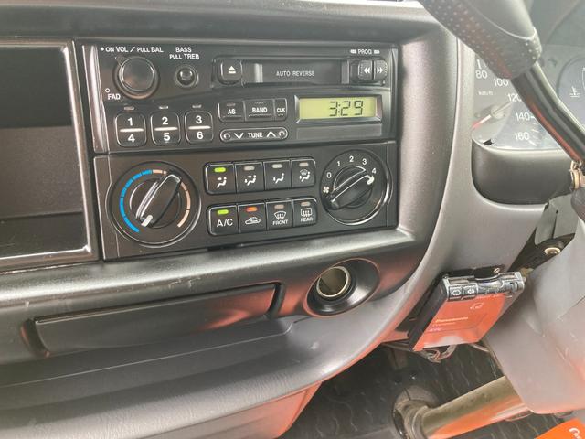 バネットバン ＧＬ　平成１５年式　走行距離１０８０００キロ　コラムオートマ　２ＷＤ　エアコン　パワステ　最積７５０キロ　両側スライドドア　ルーフキャリア　フォグランプ　ＥＴＣ　パワーウインドウ　修復歴無し（36枚目）