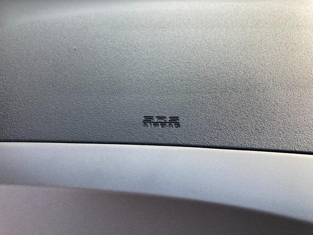 フィット １３Ｇ　平成２５年式　車検令和８年３月　走行距離４２０００キロ　ナビ　バックカメラ　ＥＴＣ　ワンセグＴＶ　スマートキー　タイミングチェーン　ライトレベライザー　Ｗエアバッグ　電動格納ミラー　盗難防止システム（35枚目）