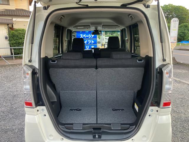 Ｎ－ＢＯＸ Ｇ　ＳＳパッケージ　平成２９年式　車検令和８年９月　走行距離４３０００キロ　衝突被害軽減システム　ナビ　バックカメラ　地デジ　Ｂｌｕｅｔｏｏｔｈオーディオ　ＥＴＣ　シートヒーター　前後ドラレコ　両側パワスラ　Ｉストップ（18枚目）