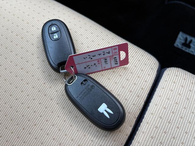 アルトラパン Ｇ　平成２１年式　車検令和８年７月　走行距離１０５００キロ　タイミングチェーン　スマートキー　純正アルミ　ＥＴＣ　電動格納ミラー　ベンチシート　純正オーディオ　エアコン　パワステ　Ｗエアバッグ　修復歴無し（44枚目）