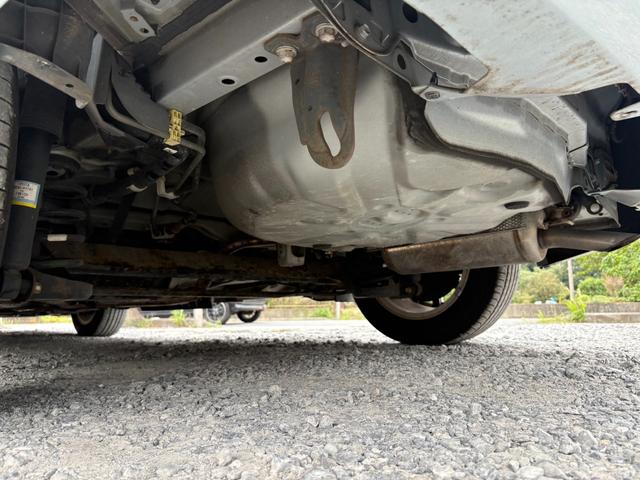 プリウスアルファ G 平成23年式 車検令和8年8月 走行距離64000キロ ナビ バックカメラ 地デジ ETC フォグランプ クルーズコントロール スマートキー 安全装備フル装備 ステアリングスイッチ 修復歴無し(14枚目)