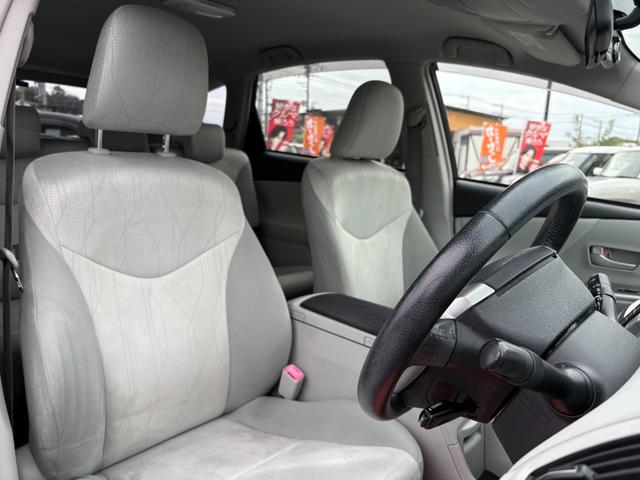 プリウスアルファ G 平成23年式 車検令和8年8月 走行距離64000キロ ナビ バックカメラ 地デジ ETC フォグランプ クルーズコントロール スマートキー 安全装備フル装備 ステアリングスイッチ 修復歴無し(29枚目)