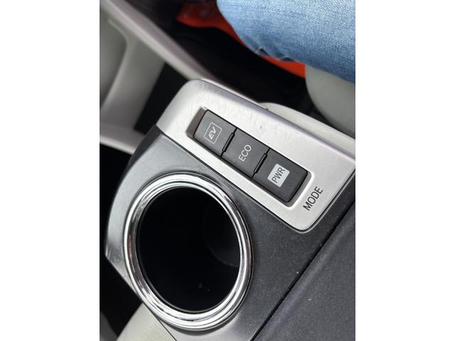 プリウスアルファ G 平成23年式 車検令和8年8月 走行距離64000キロ ナビ バックカメラ 地デジ ETC フォグランプ クルーズコントロール スマートキー 安全装備フル装備 ステアリングスイッチ 修復歴無し(40枚目)