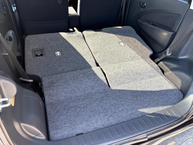 ステラ カスタムＲリミテッド　平成２４年式　走行距離５８０００キロ　ＣＶＴ　アイドリングストップ　タイミングチェーン　純正アルミ　フォグランプ　スマートキー　オートエアコン　ＥＴＣ　ベンチシート　ＨＩＤヘッドライト（21枚目）