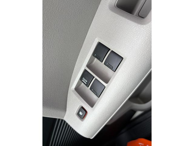 フリード G ジャストセレクション 平成22年式 走行距離69000キロ ナビ ワンセグTV スマートキー ETC 両側電動スライドドア 純正アルミ 3列シート7人乗り HIDヘッドライト 修復歴無し(38枚目)