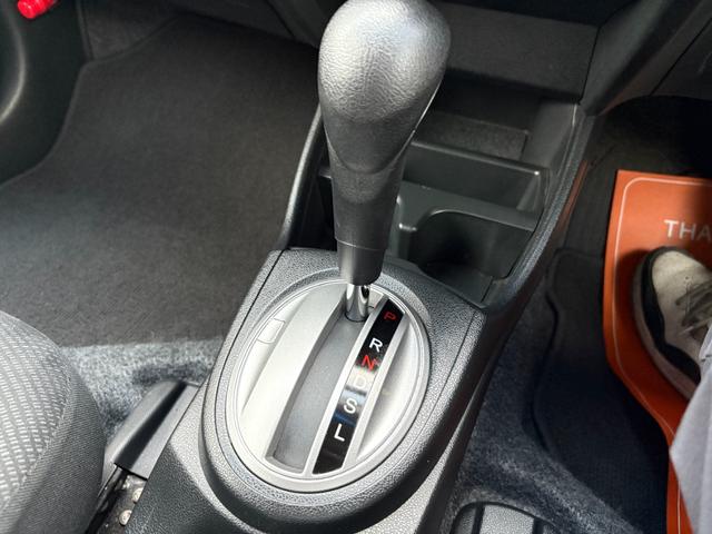 フィット 13G・スマートセレクション 平成24年式 走行距離37000キロ ナビ バックカメラ ワンセグTV スマートキー ETC 電動格納ミラー ステアリングスイッチ Wエアバッグ ライトレベライザー 修復歴無し(38枚目)