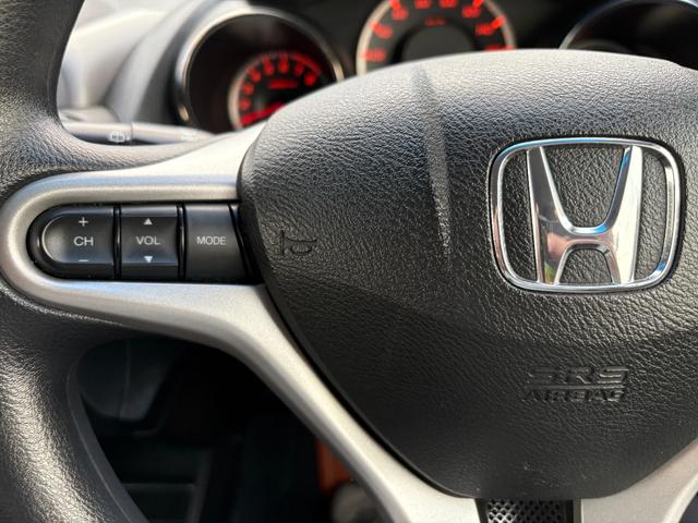 フィット 13G・スマートセレクション 平成24年式 走行距離37000キロ ナビ バックカメラ ワンセグTV スマートキー ETC 電動格納ミラー ステアリングスイッチ Wエアバッグ ライトレベライザー 修復歴無し(41枚目)