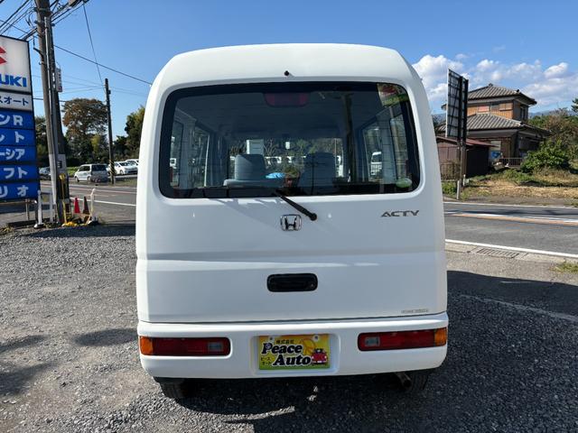 アクティバン ＳＤＸＩＩ　平成２３年式　走行距離６９０００キロ　オートマ　２ＷＤ　エアコン　パワステ　集中ドアロック　Ｗエアバッグ　最積３５０キロ　キーレス　ライトレベライザー　修復歴無し（11枚目）