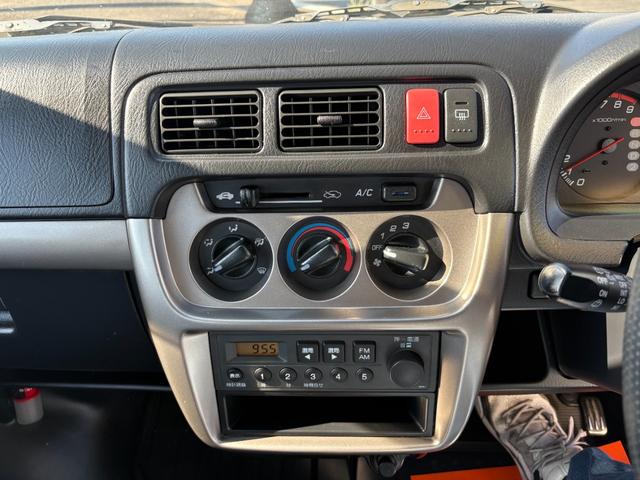 アクティバン ＳＤＸＩＩ　平成２３年式　走行距離６９０００キロ　オートマ　２ＷＤ　エアコン　パワステ　集中ドアロック　Ｗエアバッグ　最積３５０キロ　キーレス　ライトレベライザー　修復歴無し（34枚目）