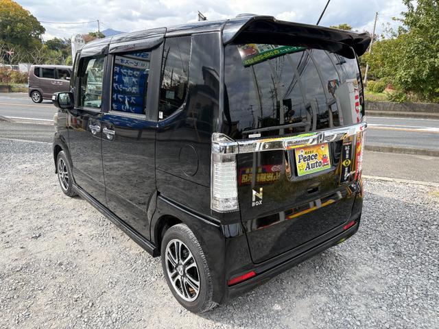 N-BOXカスタム G SSパッケージ 平成25年式 車検令和8年9月 走行距離88000キロ ナビ バックカメラ 地デジ Bluetooth 純正アルミ フォグランプ 両側電動スライドドア アイドリングストップ スマートキー 修復歴無し(12枚目)
