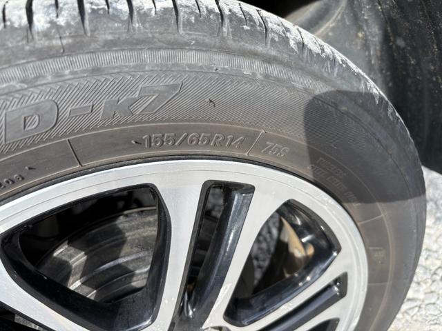 N-BOXカスタム G SSパッケージ 平成25年式 車検令和8年9月 走行距離88000キロ ナビ バックカメラ 地デジ Bluetooth 純正アルミ フォグランプ 両側電動スライドドア アイドリングストップ スマートキー 修復歴無し(17枚目)