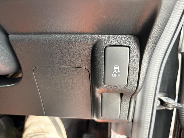 N-BOXカスタム G SSパッケージ 平成25年式 車検令和8年9月 走行距離88000キロ ナビ バックカメラ 地デジ Bluetooth 純正アルミ フォグランプ 両側電動スライドドア アイドリングストップ スマートキー 修復歴無し(48枚目)